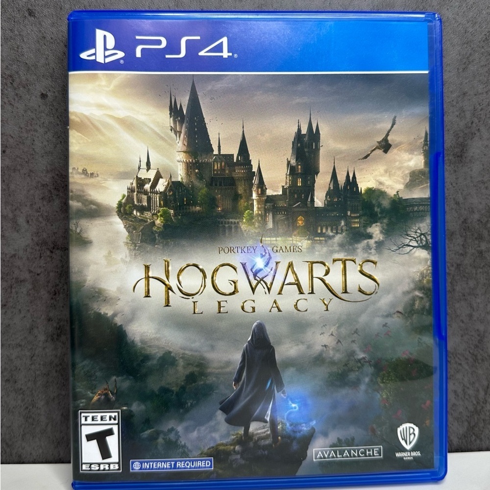 Avalanche Hogwarts Legacy PS4 Game - Blue Case